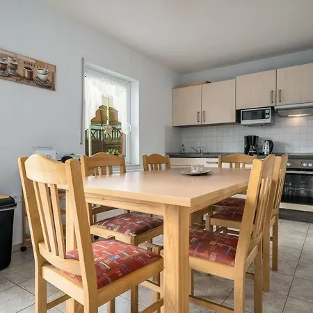 Haus-3-am-waldeck-31b Appartement *