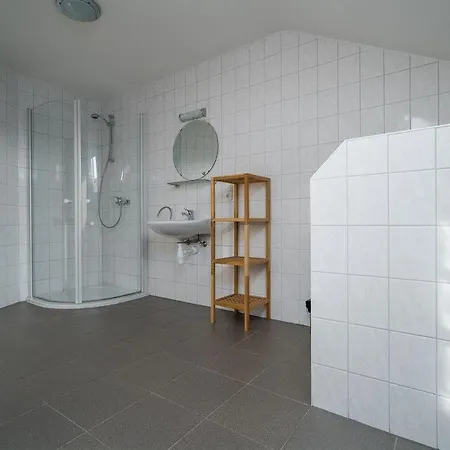Haus-3-am-waldeck-31b * Dargun